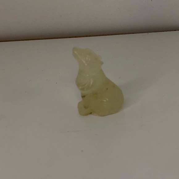 Citrine Wolf - Picture 6 of 8